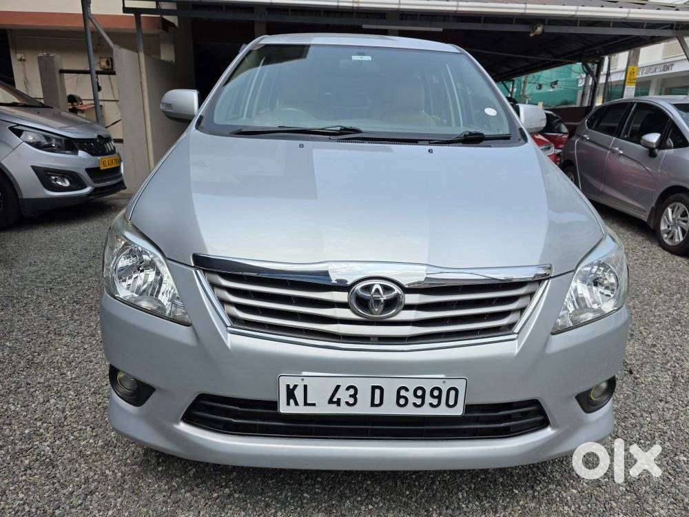 Toyota Innova 2.5 V 7 Str, 2012, Diesel