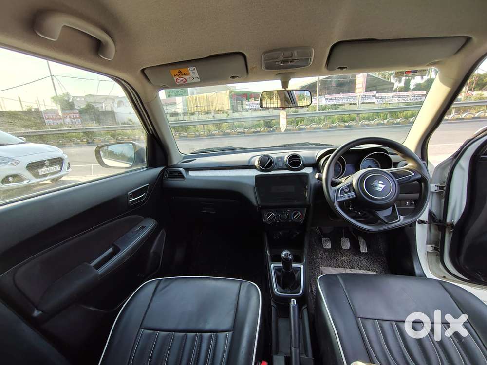 Maruti Suzuki Swift Vxi Optional, 2023, Petrol