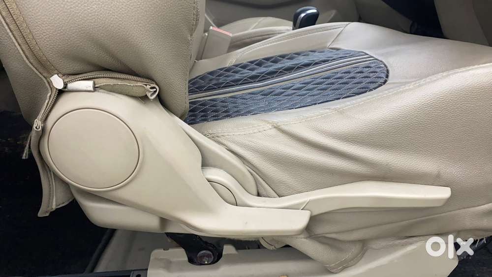 Maruti Suzuki Swift Dzire Amt Vxi, 2017, Petrol