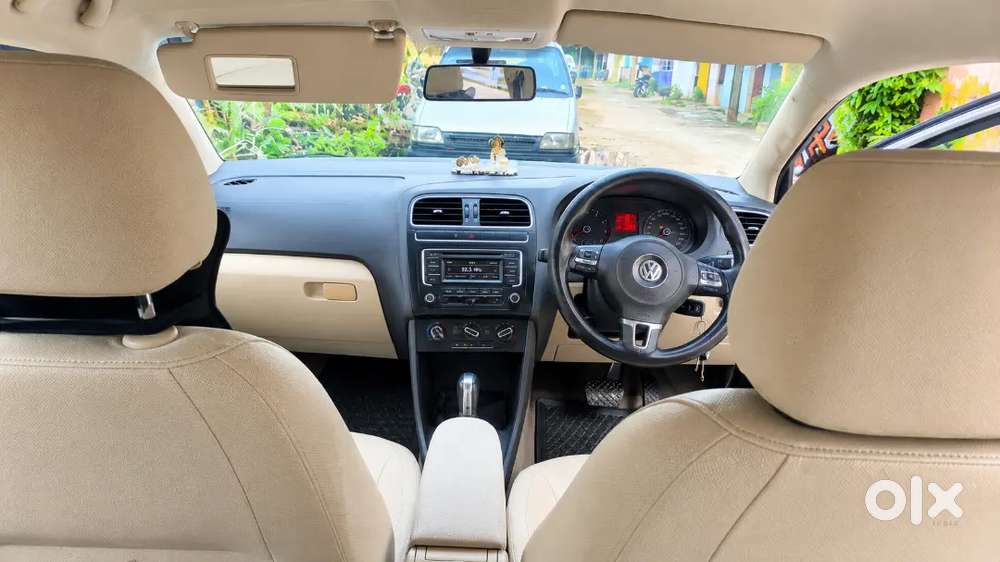 Volkswagen Vento Highline 2013 Automatic