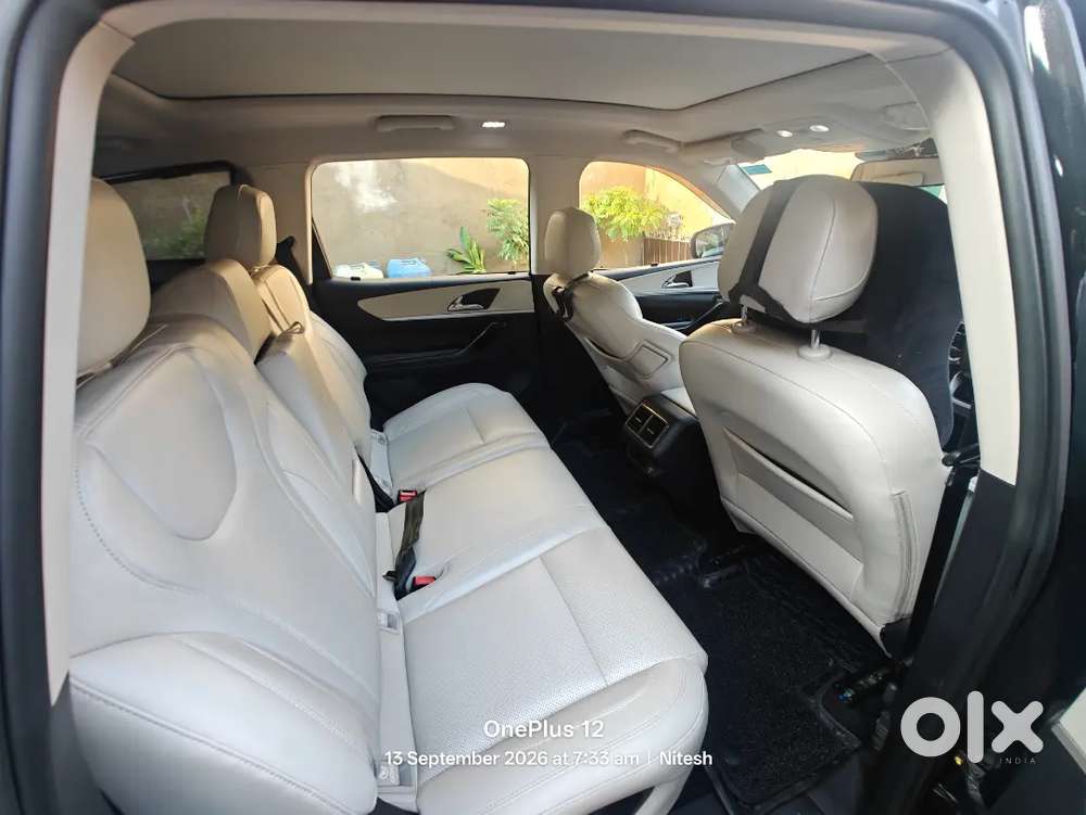 Mahindra Xuv700 2024 Petrol Manual