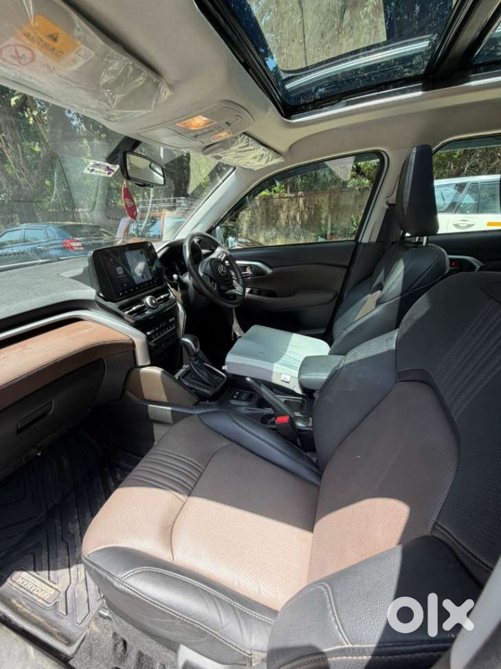 Toyota Urban Cruiser Hyryder 1.5 V Hybrid, 2024, Petrol
