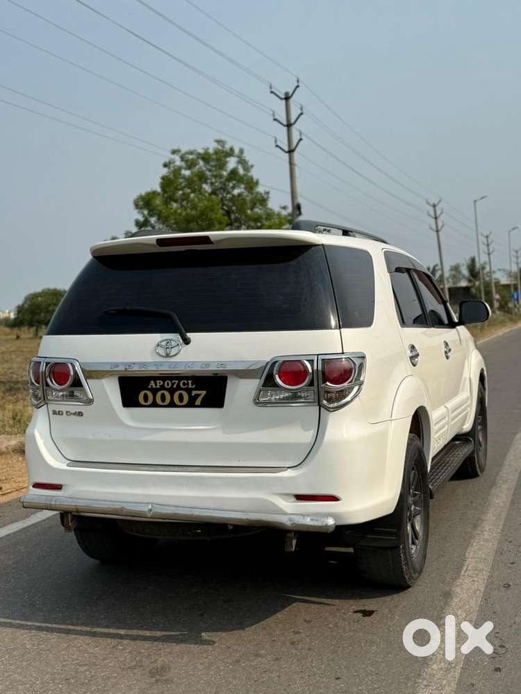 Toyota Fortuner 2015 Diesel Well Maintained