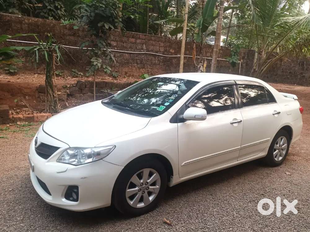 Toyota Corolla Altis 2012 Diesel Well Maintained