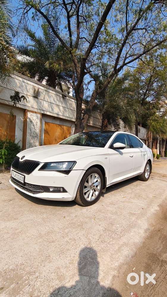 Skoda Superb Style 2.0 Tdi At, 2018, Diesel