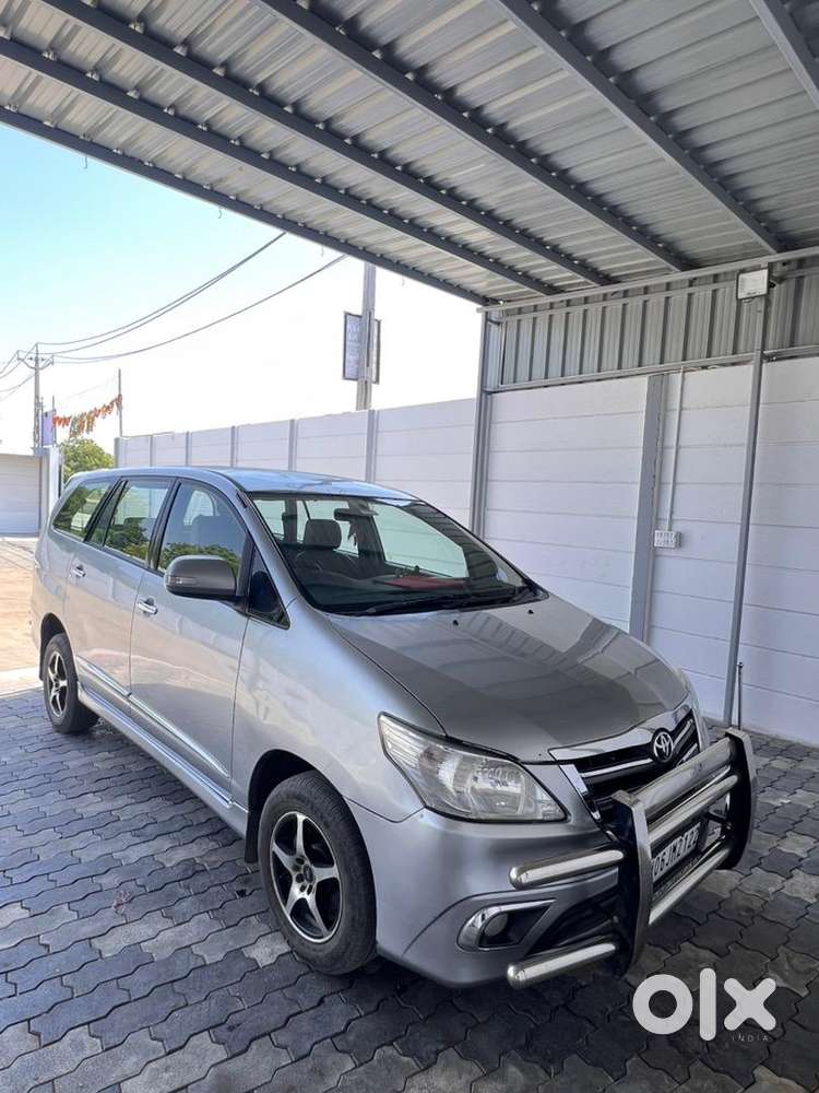 Toyota Innova 2016 Diesel 189000 Km Driven