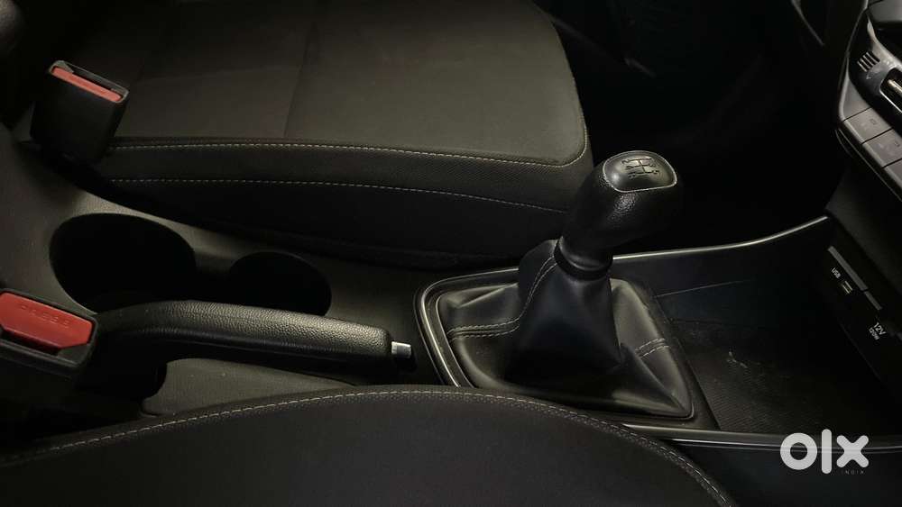 Hyundai New I20 1.2 Sportz Mt, 2022, Petrol