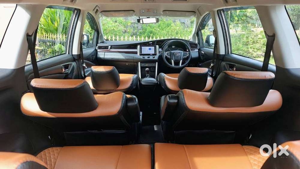 Toyota Innova Crysta [2020-ongoing] 2.7 Gx Mt 8 Str, 2025, Diesel
