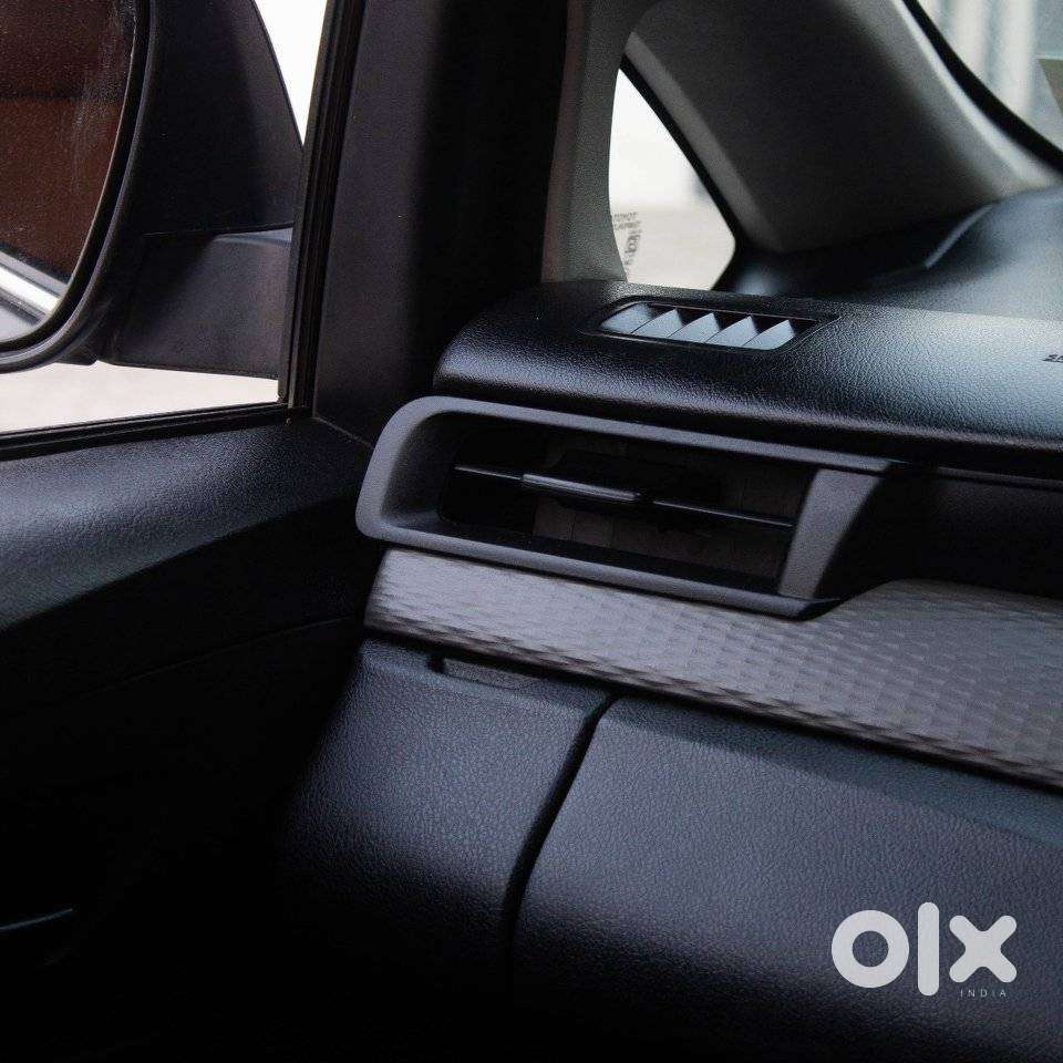 Toyota Innova Crysta