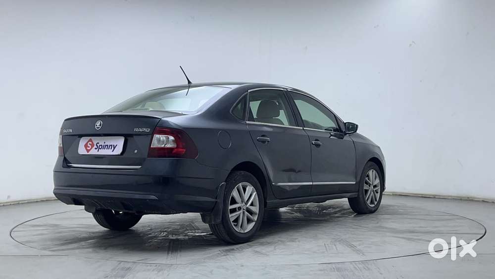 Skoda Rapid 1.0 Style At, 2020, Petrol