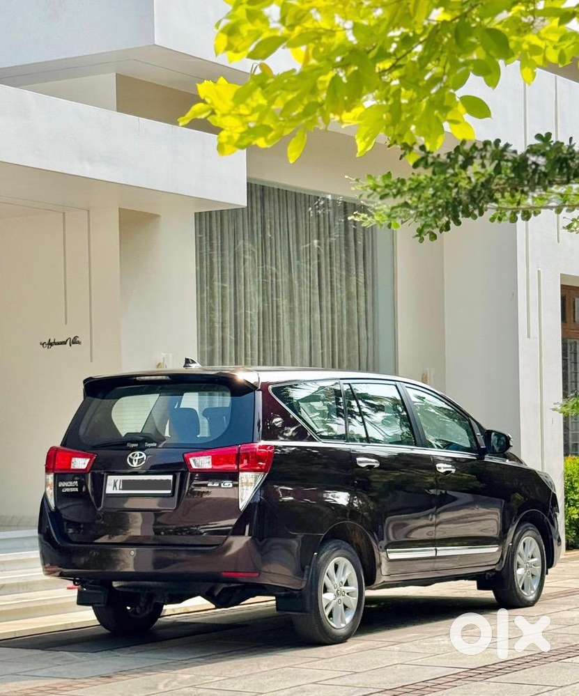 Toyota Innova Crysta 2017