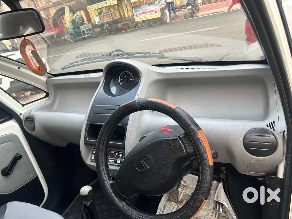 Tata Nano Xt, 2012, Petrol
