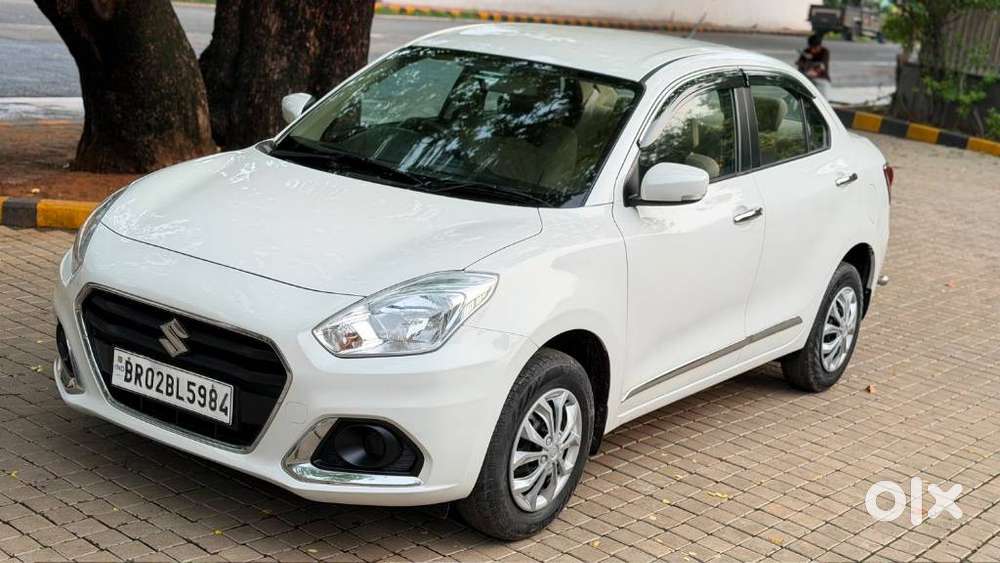 Maruti Suzuki Dzire 1.2 Vxi, 2023, Petrol