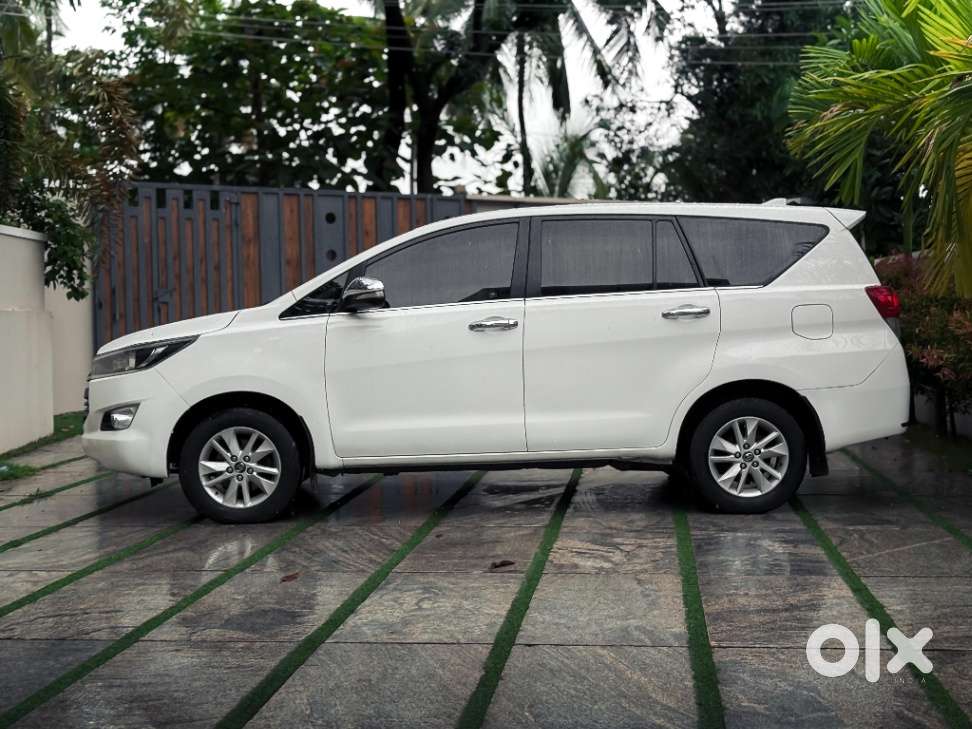 Toyota Innova Crysta [2016-2020] 2.4 Gx At 7 Str, 2019, Diesel