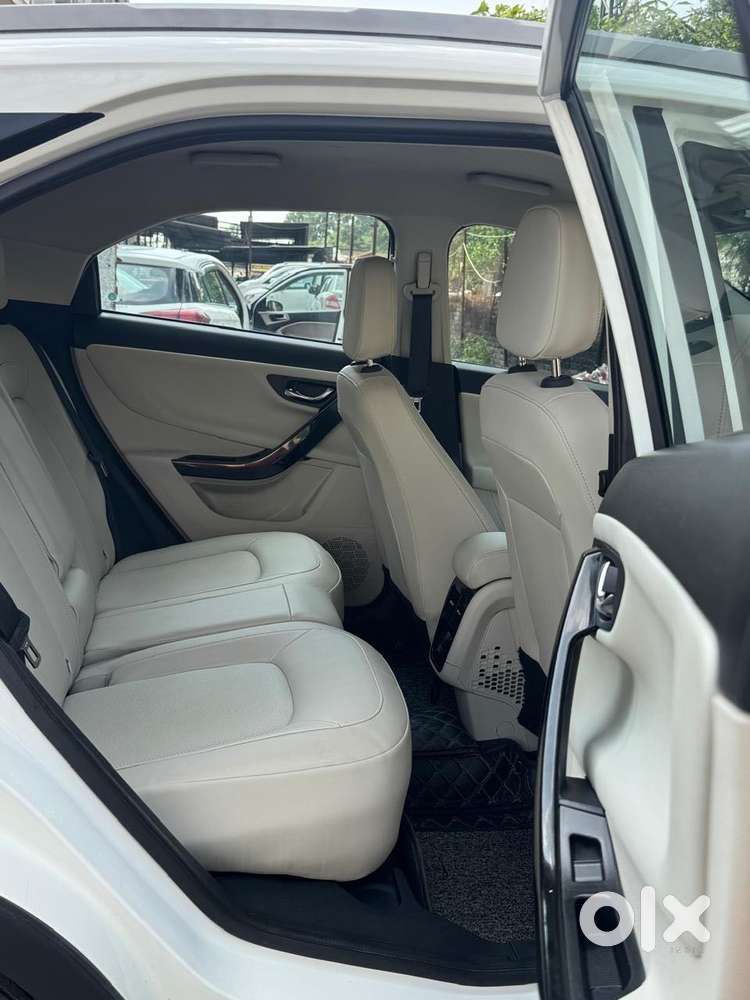 Tata Nexon Xz Plus Luxs, 2023, Petrol