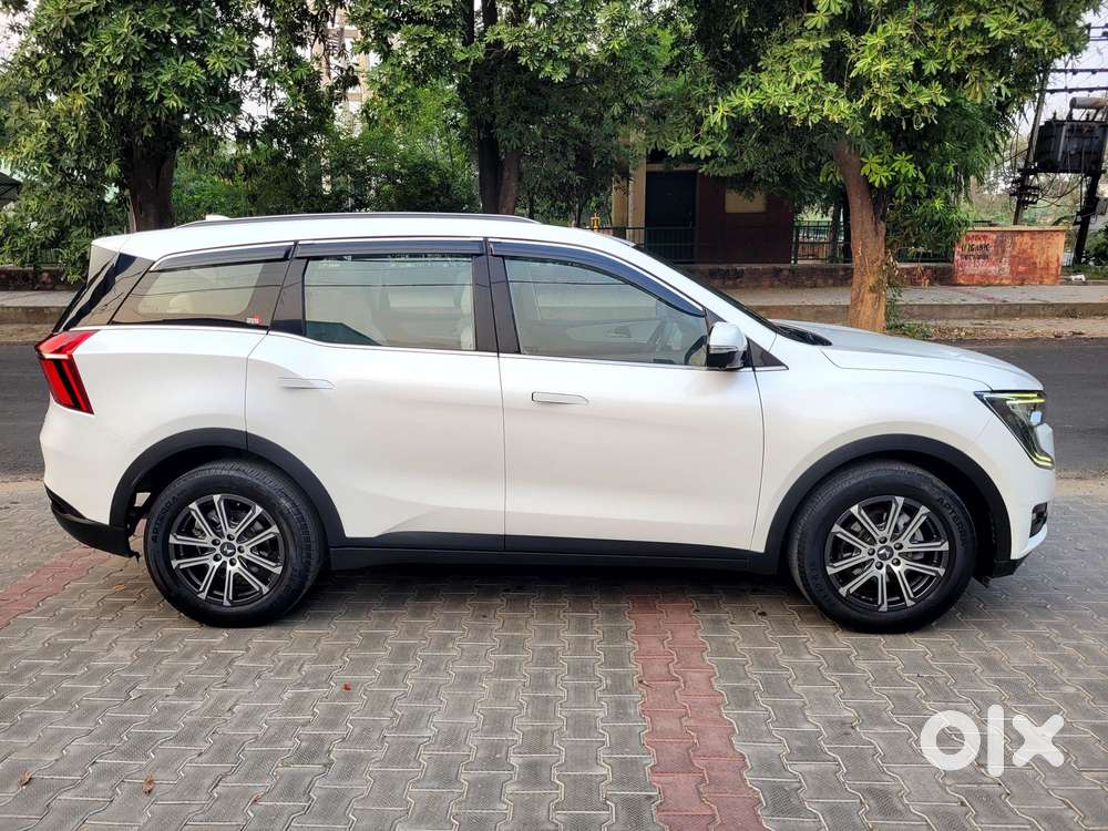 Mahindra Xuv700 2.2 Ax 7 Diesel At Luxury Pack Str, 2022, Diesel
