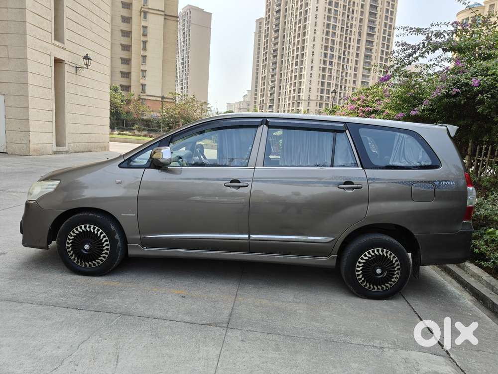 Toyota Innova 2.5 Gx 7 Seater Bs Iv, 2014, Diesel
