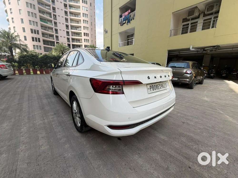 Skoda Slavia 2022 Petrol In Warranty