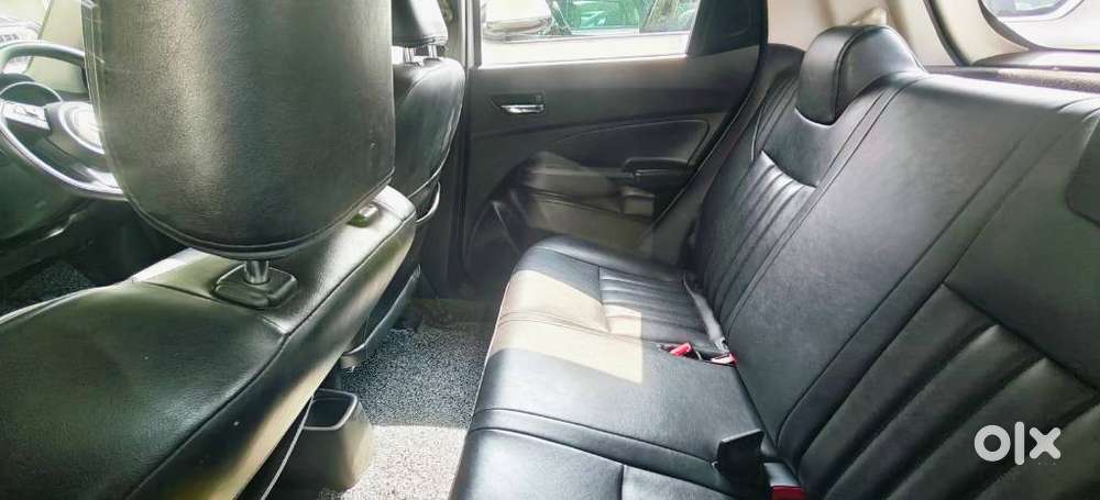 Maruti Suzuki Swift Vxi Ags, 2018, Petrol