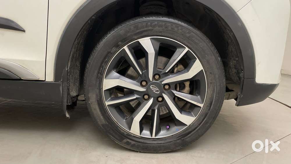 Mahindra Xuv300 W8 Option, 2020, Petrol