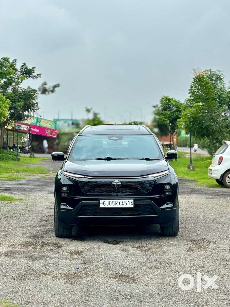 Tata Safari Accomplished Plus Dark Edition, 2024, Diesel