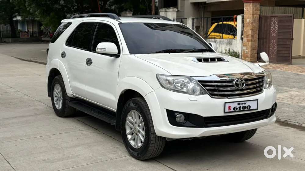 Toyota Fortuner 2.5 4x2 Mt Trd Sportivo, 2013, Diesel