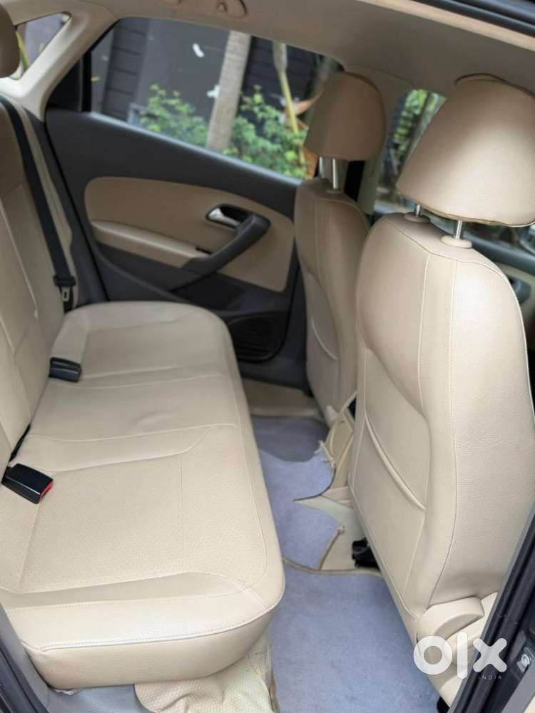 Volkswagen Vento 1.2 Tsi Highline At, 2016, Petrol