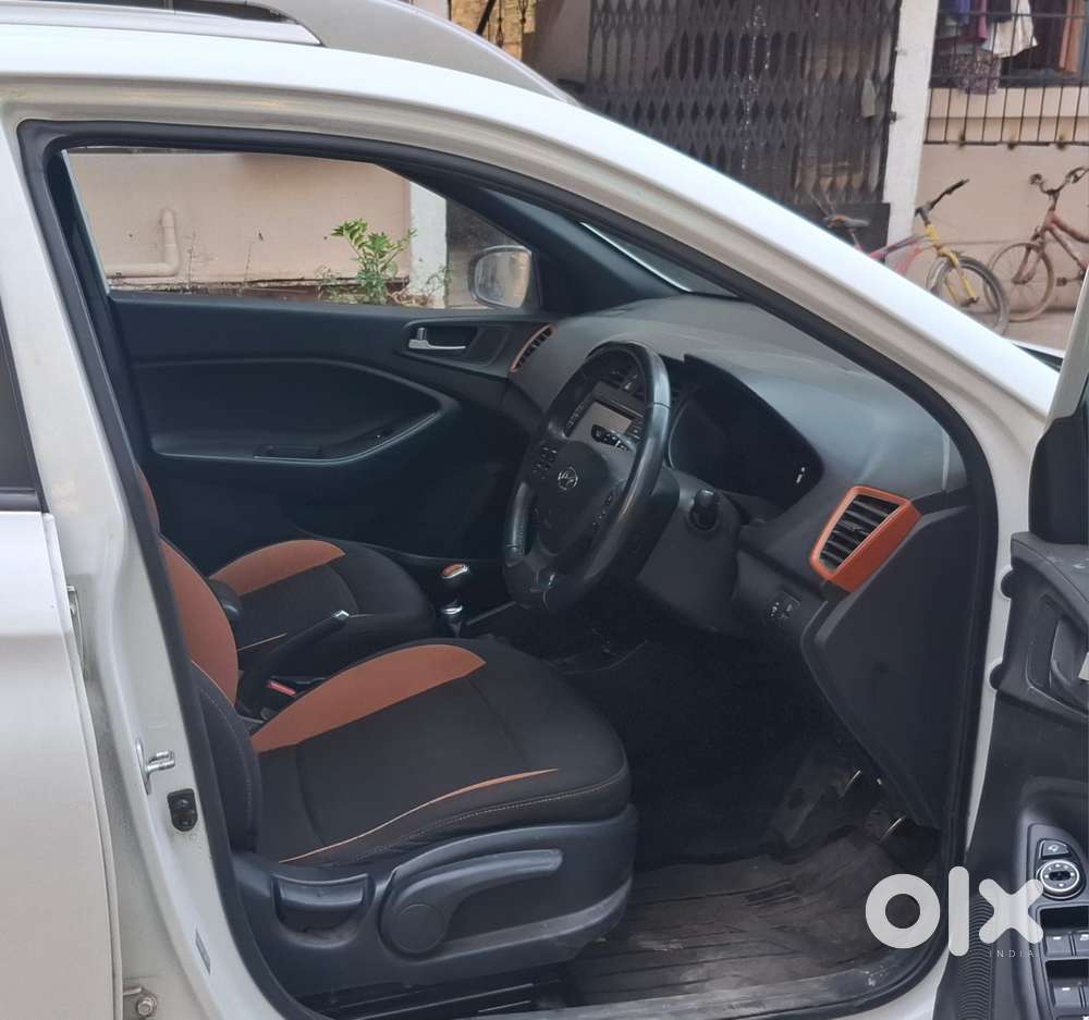 Hyundai I20 Active Sx Petrol, 2016, Petrol
