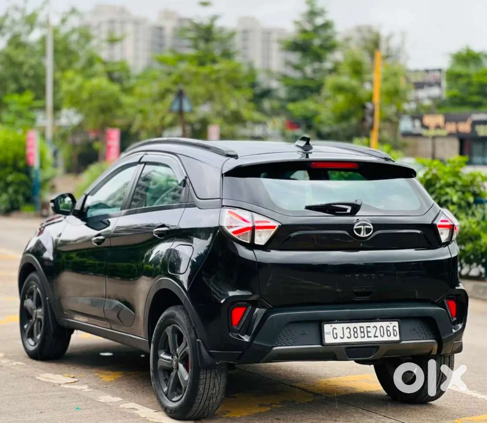 Tata Nexon 1.2 Revotron Xz Plus Hs Dark Edition, 2022, Petrol