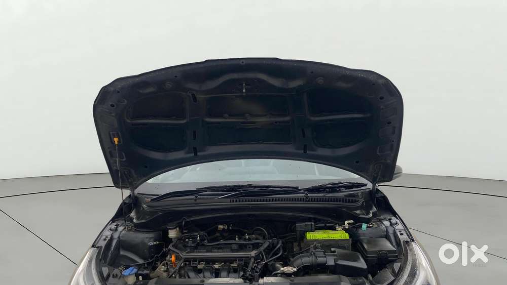 Hyundai New I20 1.2 Asta (o) Mt, 2021, Petrol