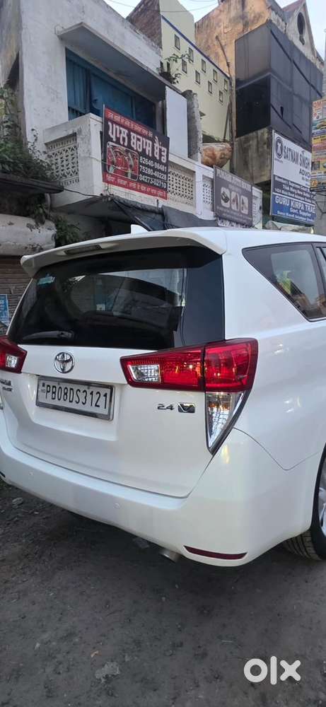 Toyota Innova Crysta 2017 Diesel Manual
