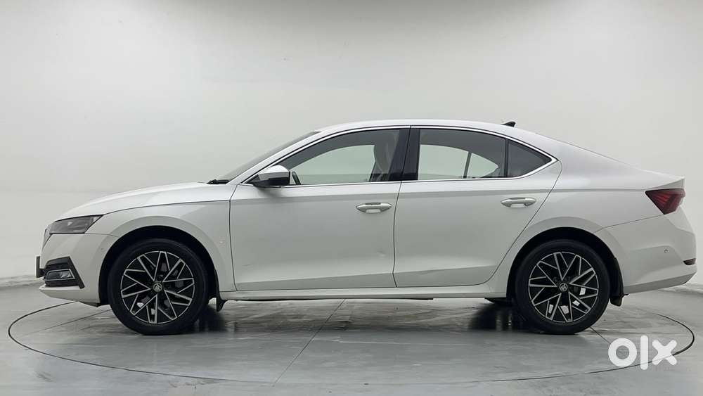 Skoda Octavia 2.0 L K Tsi At, 2021, Petrol