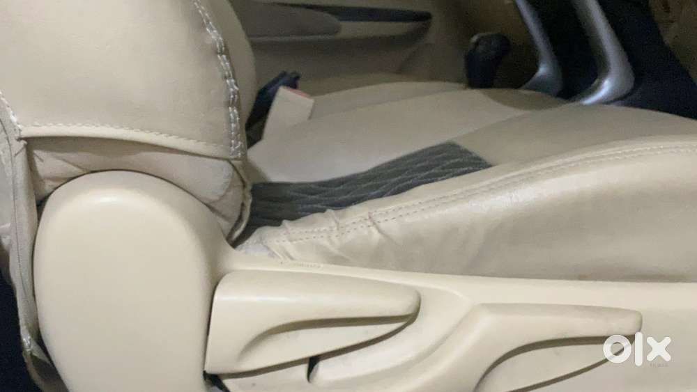 Toyota Yaris J Cvt, 2018, Petrol
