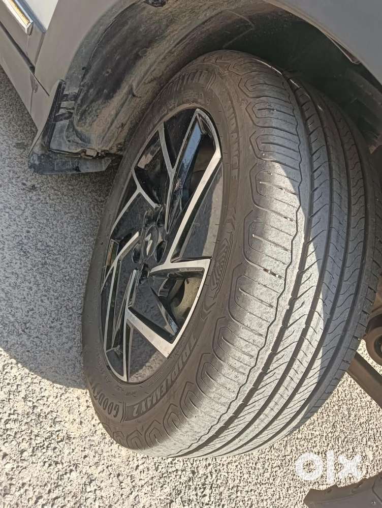 Mahindra Xuv 3xo Ax7l 1.2 Petrol At (pg), 2024, Petrol
