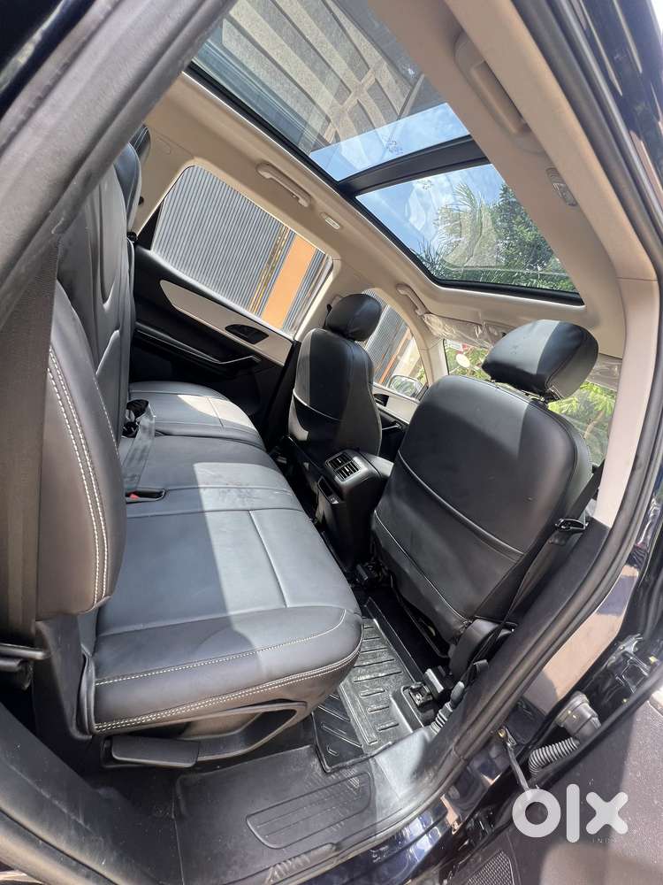 Mahindra Xuv700 2.2 Ax 5 Diesel Mt 7 Str, 2024, Diesel