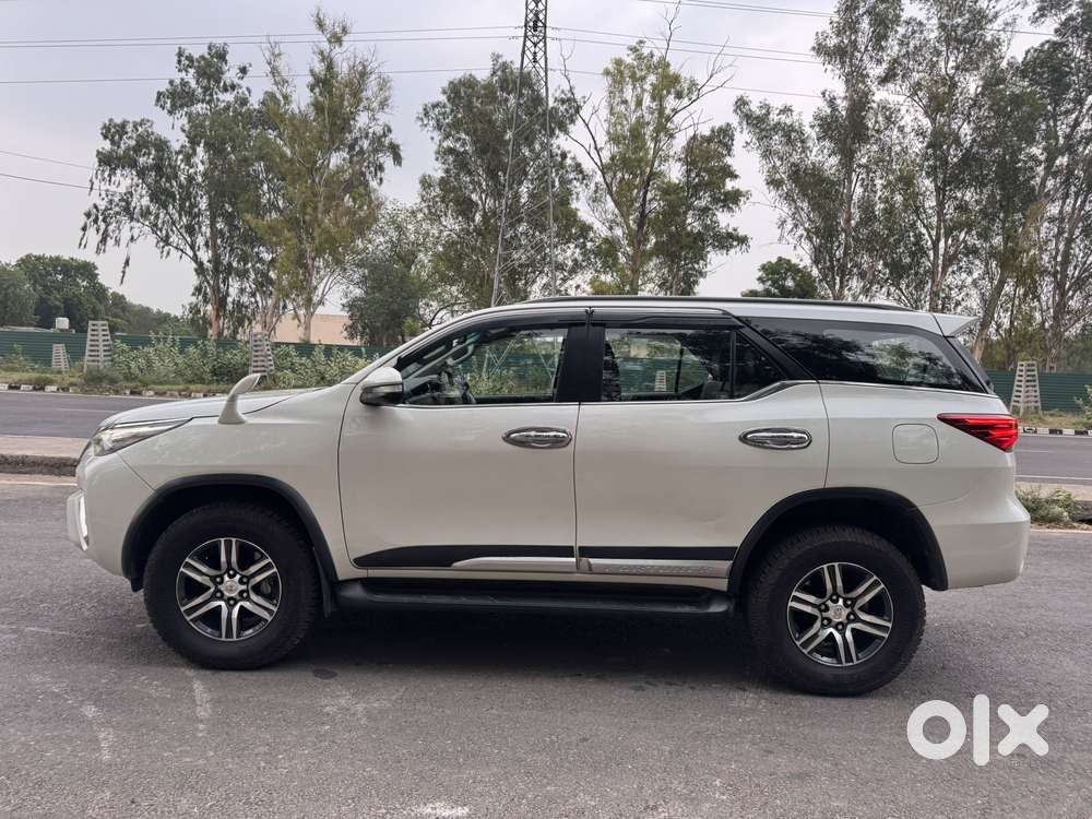 Toyota Fortuner 2.8 2wd Mt, 2016, Diesel