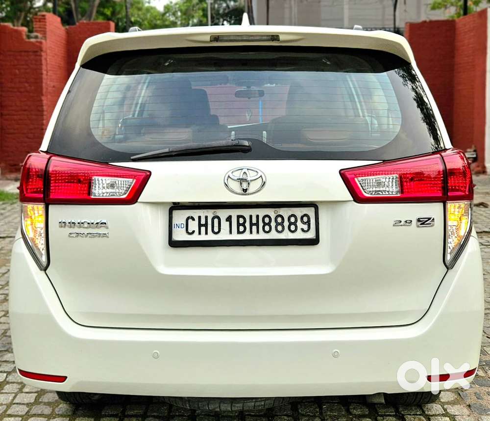 Toyota Innova Crysta 2.8 Zx At, 2016, Petrol