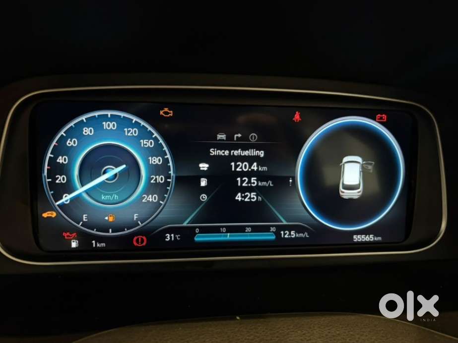 Hyundai Alcazar Platinum, 2022, Petrol