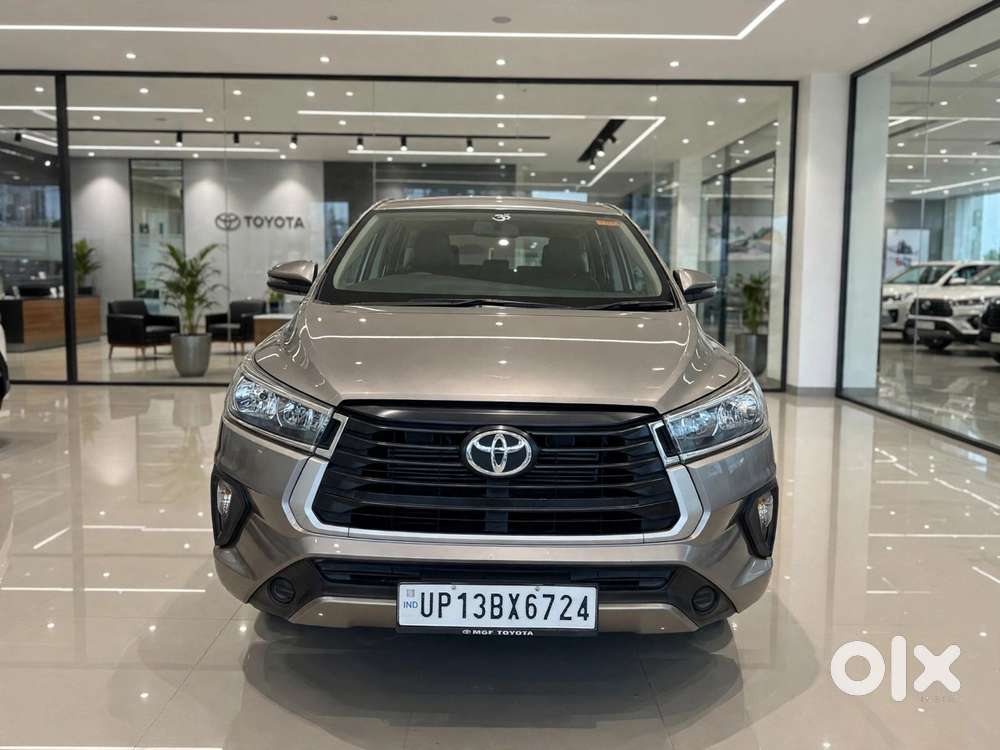 Toyota Innova Crysta 2.4 G Mt, 2022, Diesel
