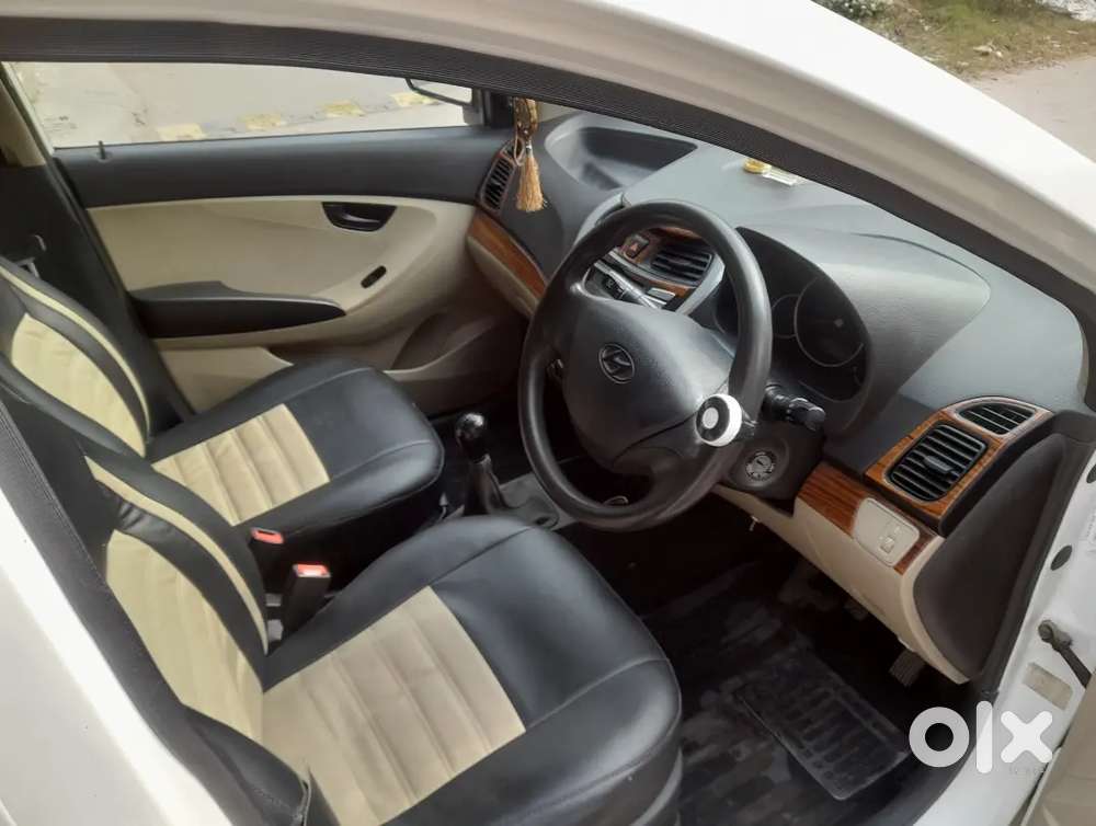 Hyundai Eon 2013 Petrol Well Maintained