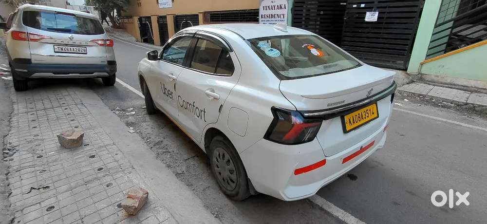 Maruti Dzire 1.2 Vxi 2025