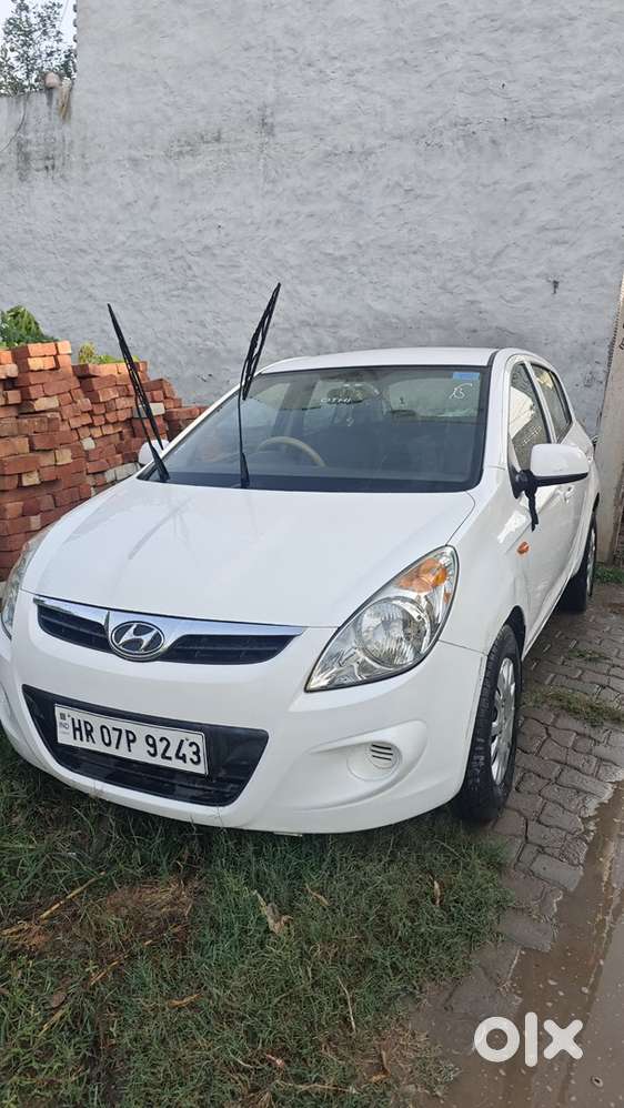 2010 Hyundai Petrol Manual
