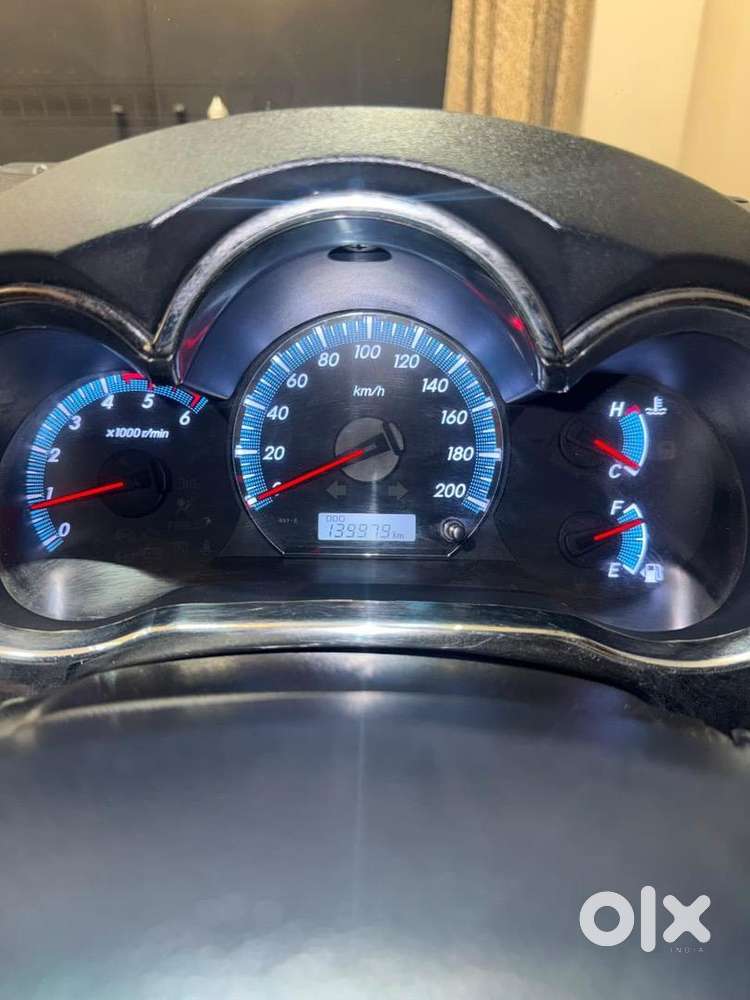Toyota Fortuner Diesel Car 2015 Brand New Condition