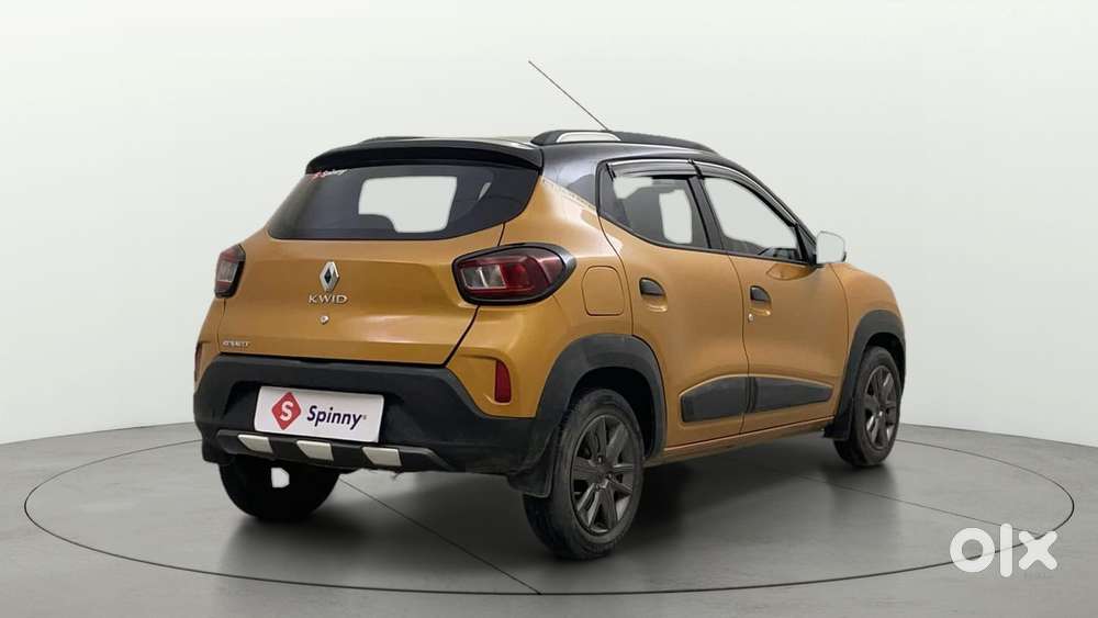 Renault Kwid 1.0 Climber (o) Dual Tone, 2023, Petrol