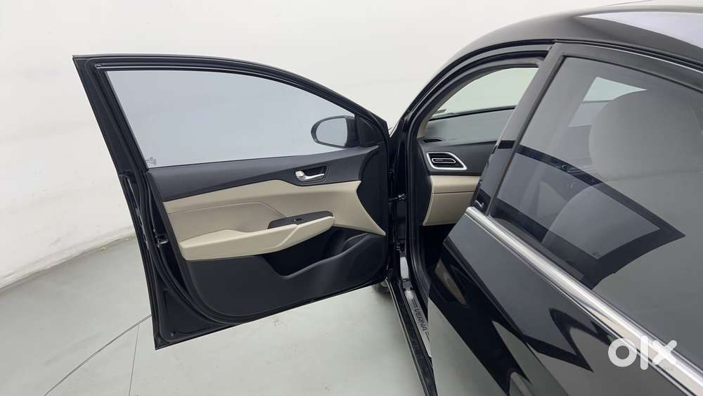 Hyundai Verna 1.5 Sx Vtvt Ivt, 2021, Petrol