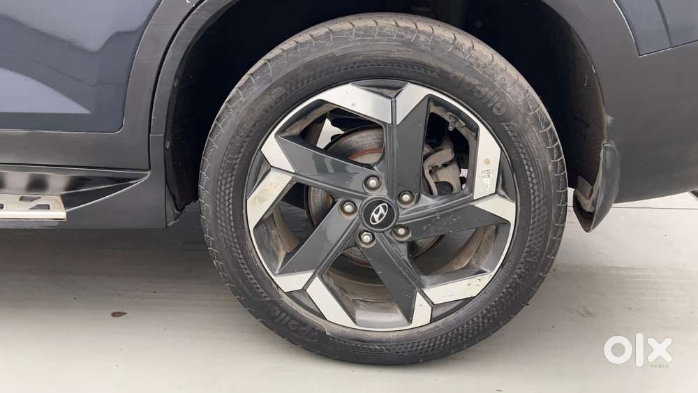 Hyundai Alcazar 1.5 Tdct Signature (o) 7s Petrol, 2023, Petrol