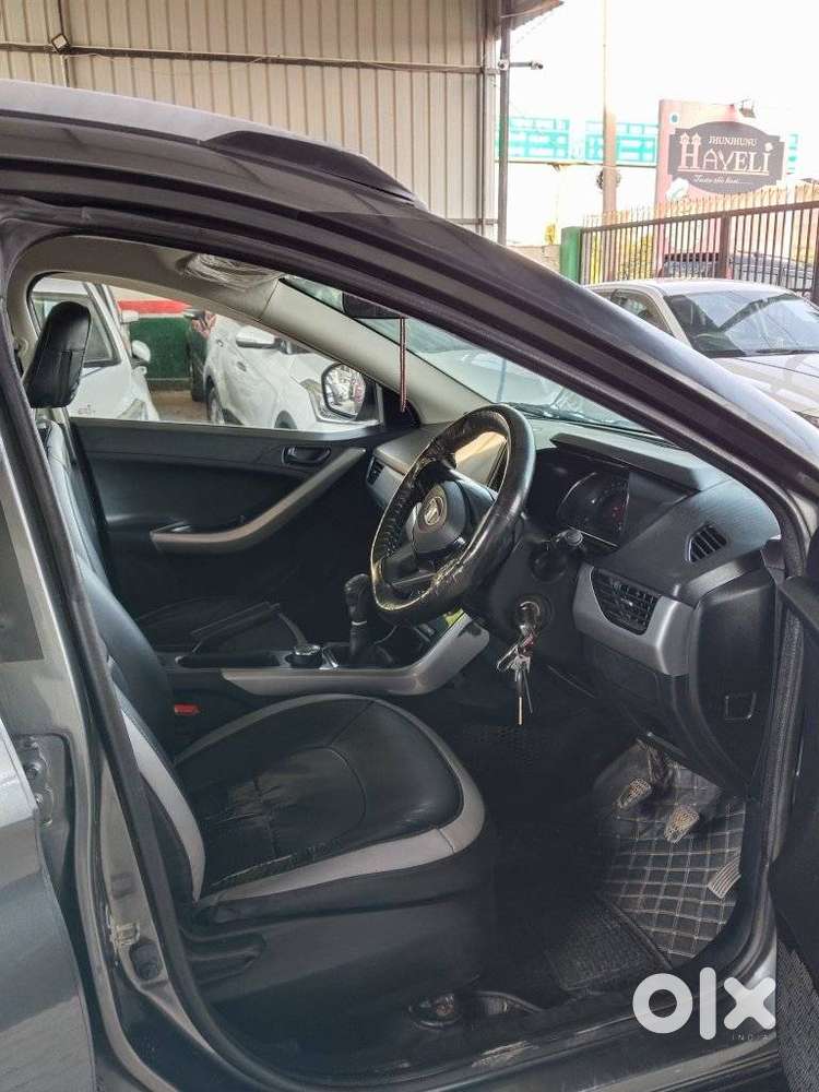 Tata Nexon 1.2 Revotron Xm (s), 2023, Petrol