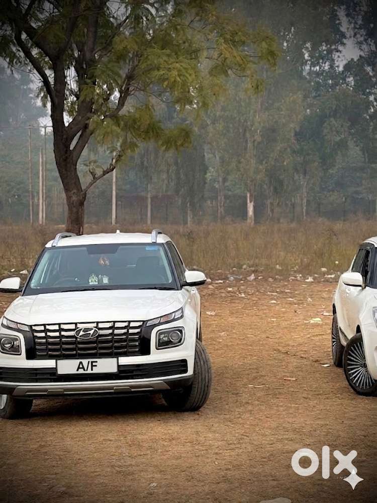 Hyundai Venue Petrol 2024
