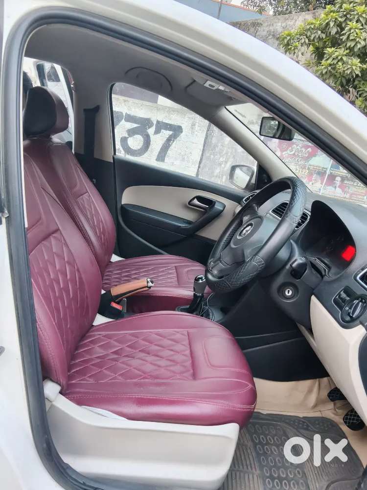 Volkswagen Polo 2012 Petrol 130000 Km Driven