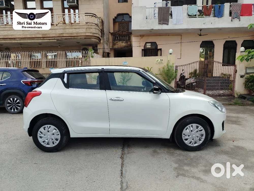 Maruti Suzuki Swift Vxi, 2022, Petrol